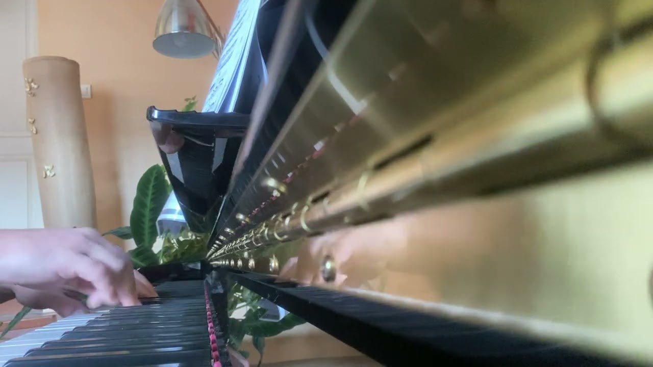 Mon Père il est tellement fort - swing piano improvisation