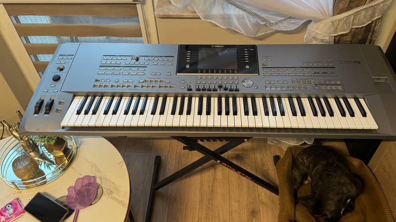 Omd Yamaha  Tyros 5
