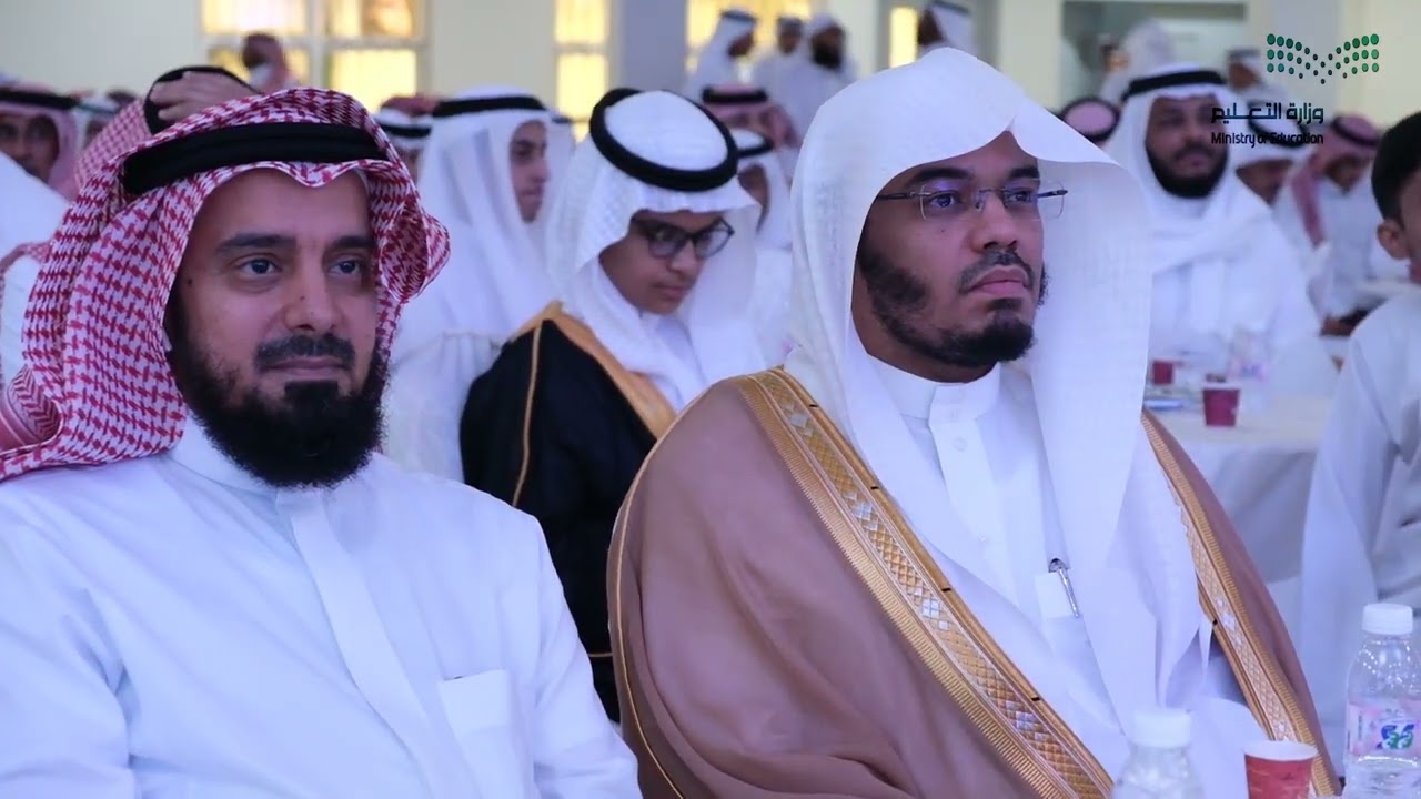 حفل تخرج  طلاب الفراء الثانويه والليث بن خالد المتوسطه لتحفيظ القران لعام ١٤٤٣ه
