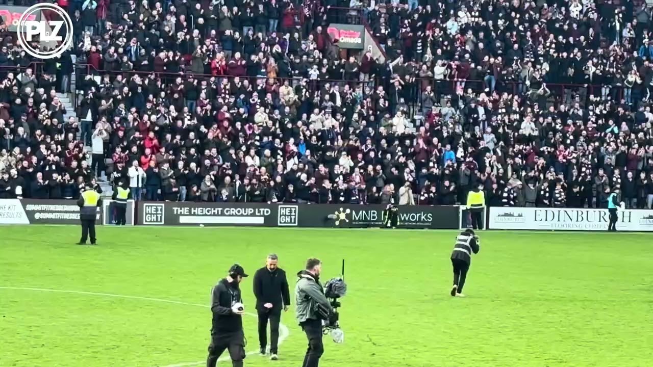 📺 WATCH | Derek McInnes applauds his players and the Hearts fans