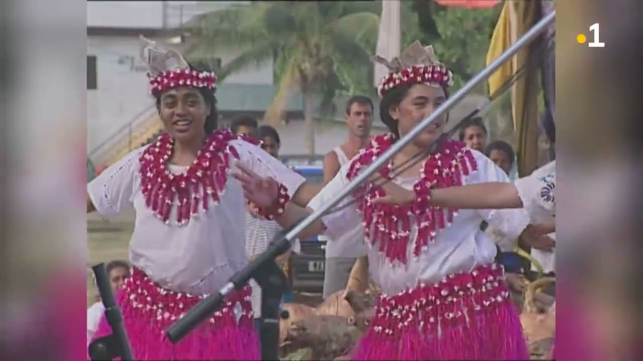 TALANOA: Danse groupe Salaika NC (18 août 1999)