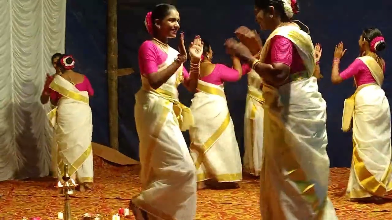 കുന്നതൃക്ക ശ്രീ മഹാദേവക്ഷേത്രത്തിൽ ഇന്നും നടന്ന തിരുവാതിരകളി കൈകൊട്ടിക്കളയിൽ നിന്നും 