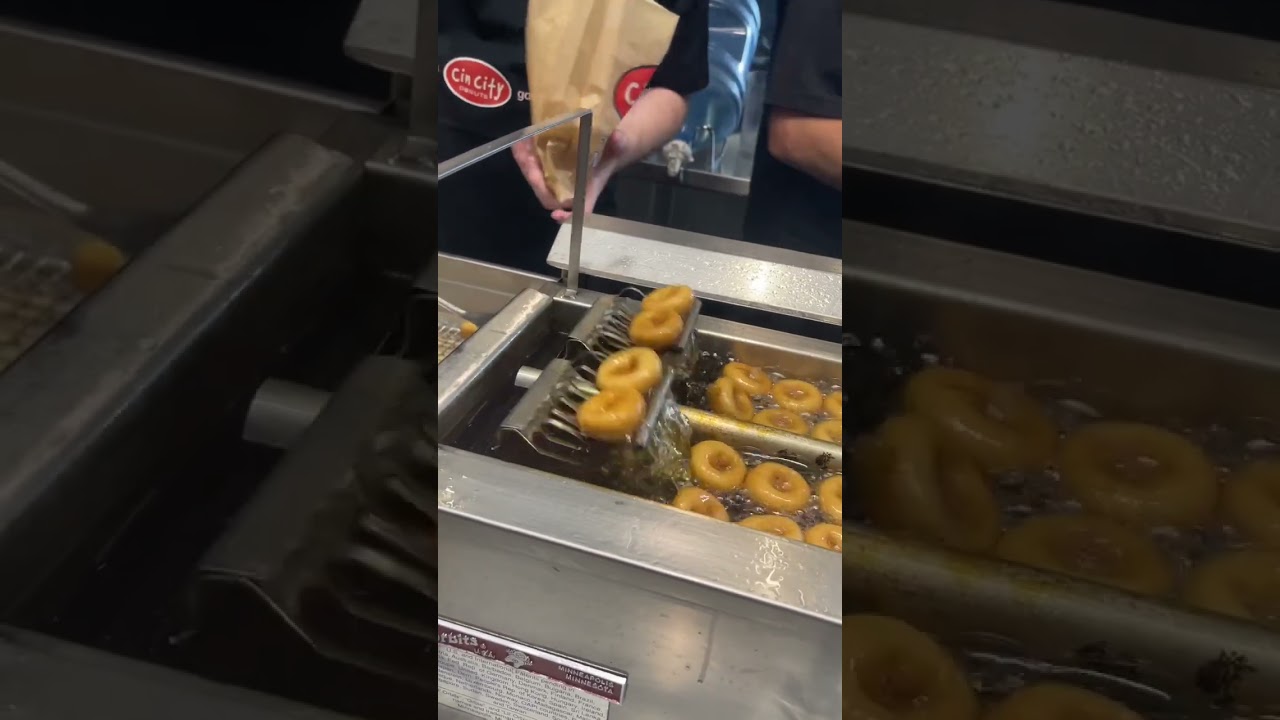 Mini Donuts machine #donuts