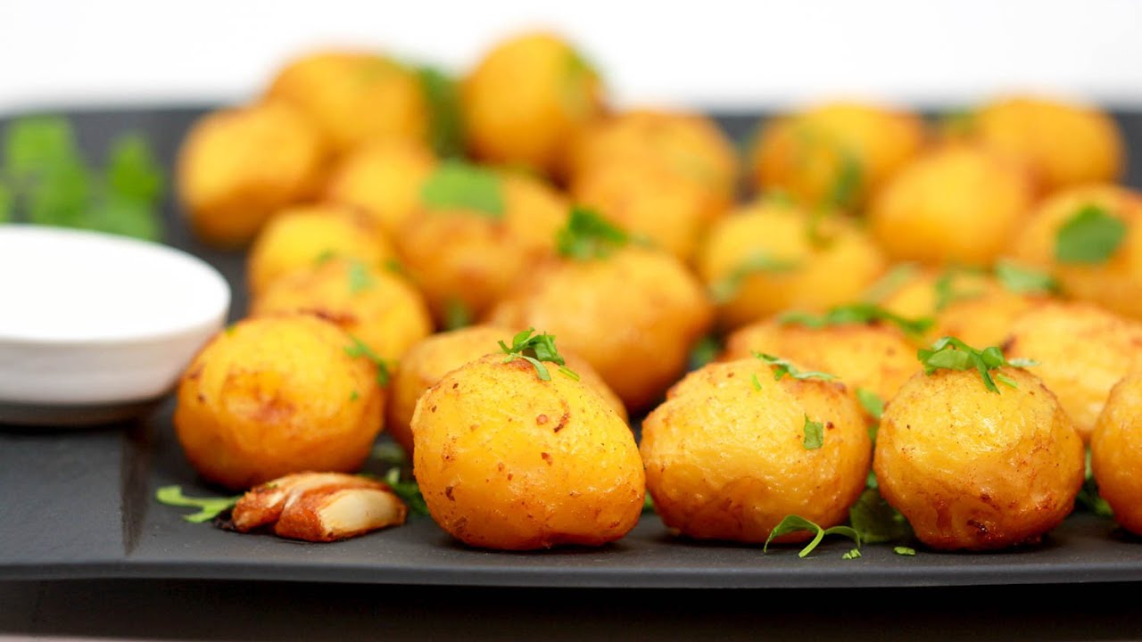 Batata Harra – Spicy Lebanese Roasted Potatoes 😋