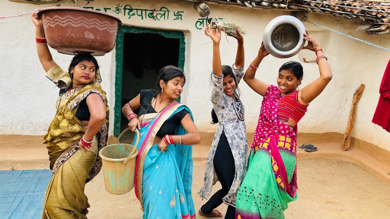 सास बहू और ननद का देशी लुक्कड़ डांस, देखिये एक खुशहाल परिवार का पहचान।|Priti Singh Comedy