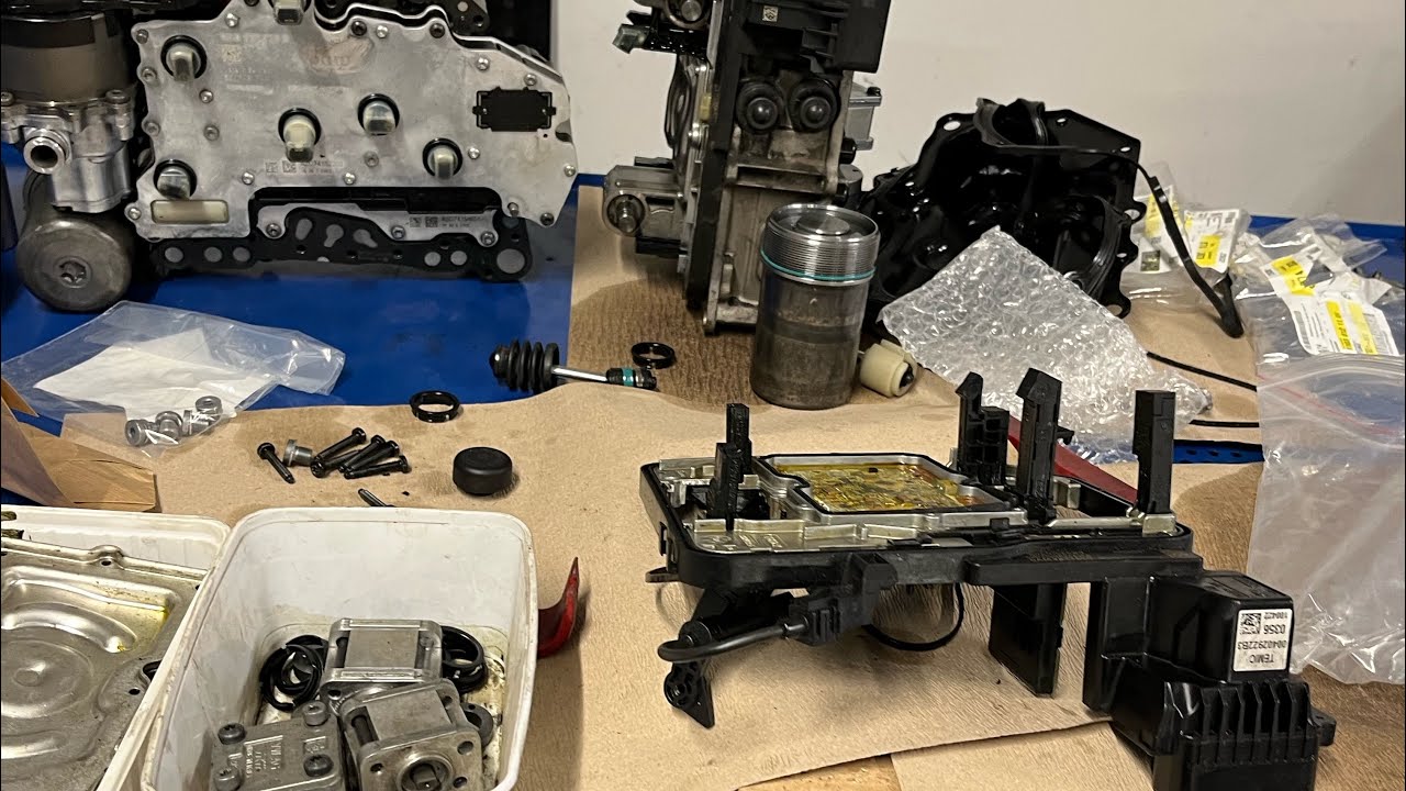 Changing TCU mechatronic #dq200 #automobile