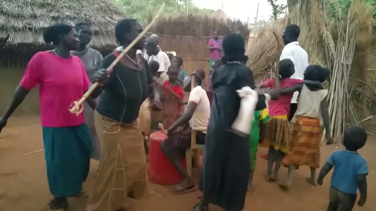 my Trip To Ethiopia. Mabaan Dance