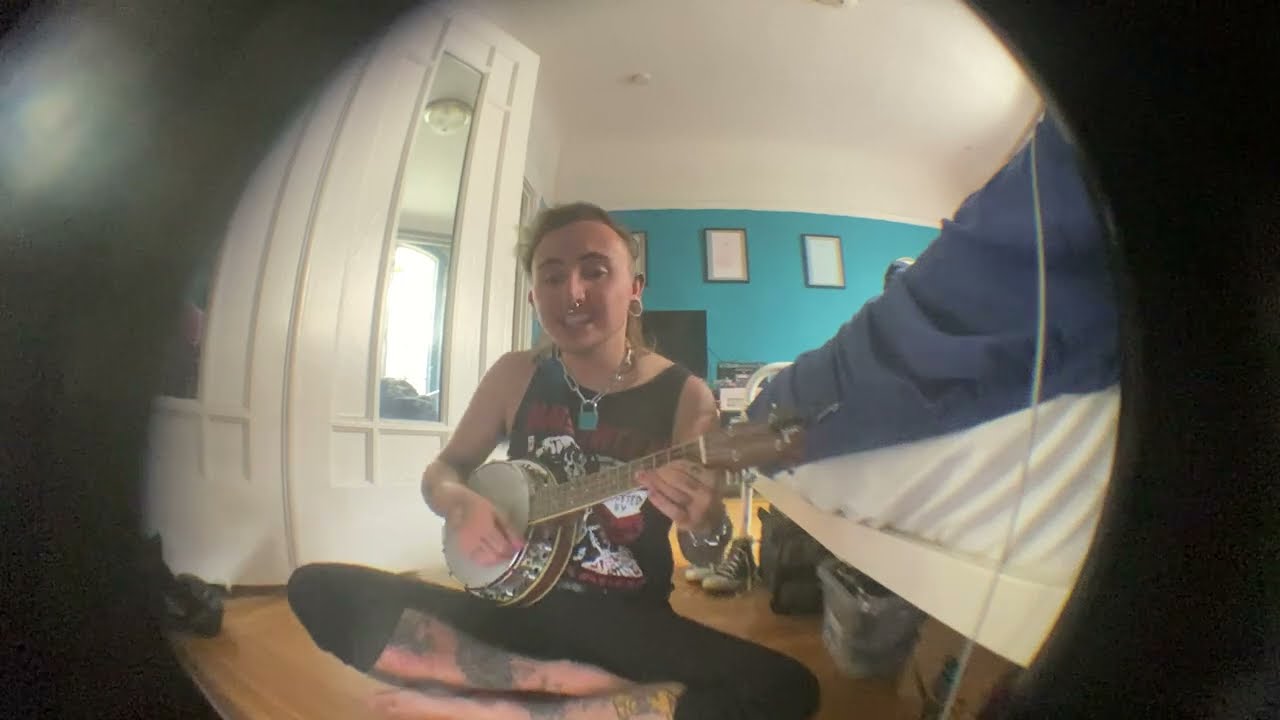 Gender is Boring // Banjolele Cover