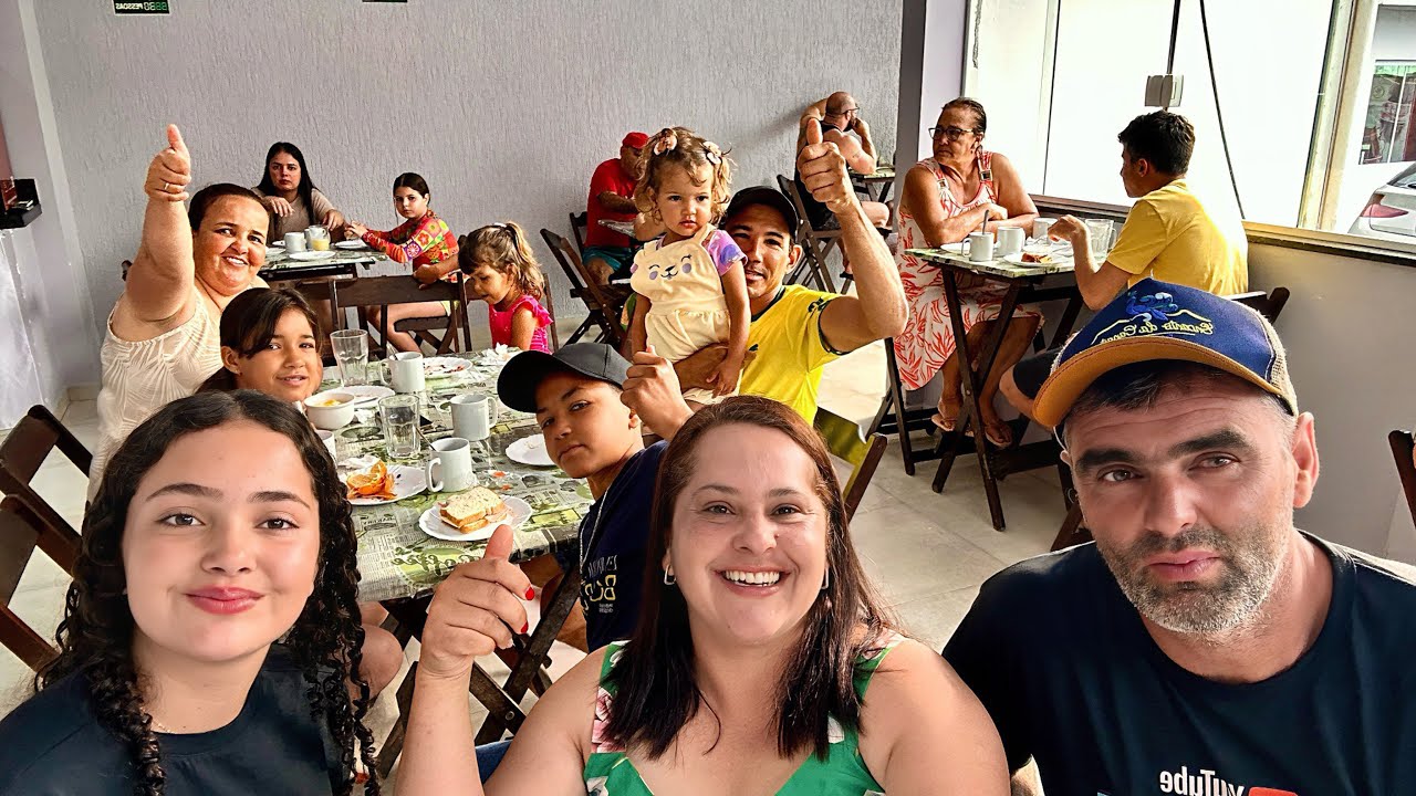 Fomos Convidados a Tomar um Café da Manhã Maravilhoso + Surpresa na Praia 🏖️ 