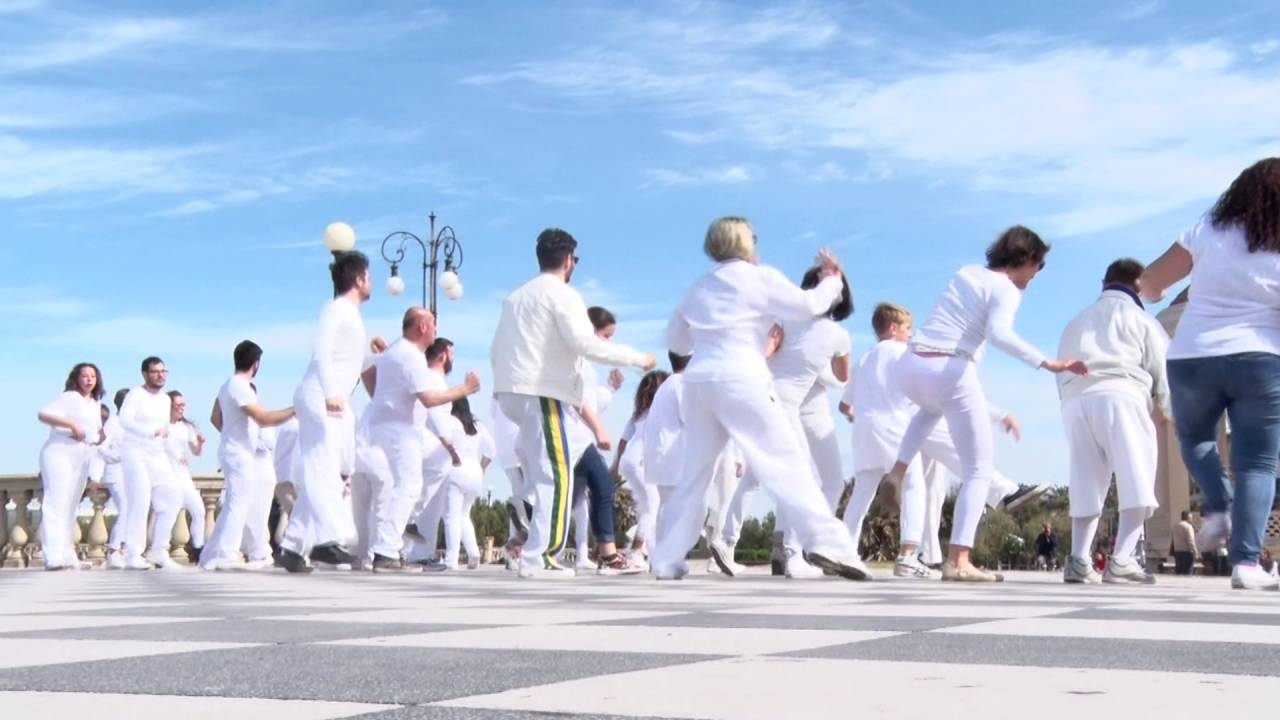 VIDEOCLIP LICANTROPI "DISABILI"