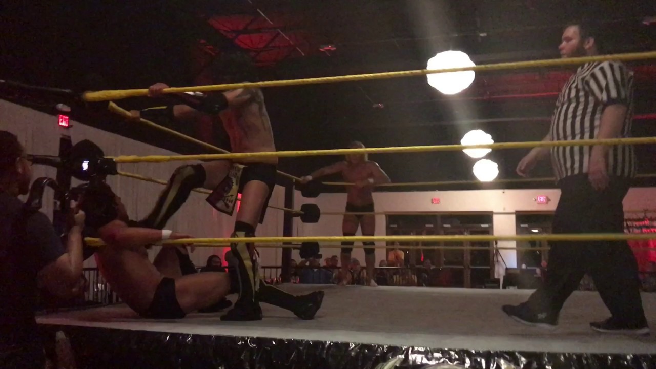 Von Erich's vs Arrow Club