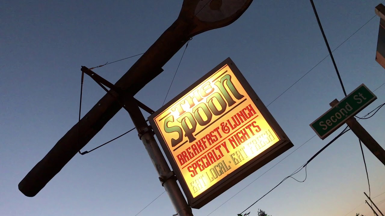 Langlois, Oregon &mdash; live music BAND NIGHT last summer 2017,