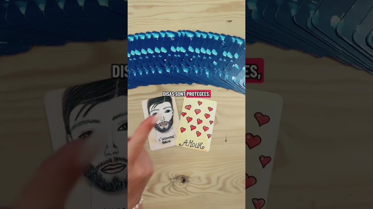 C’est qui cet homme, plus jeune et fuyant ?