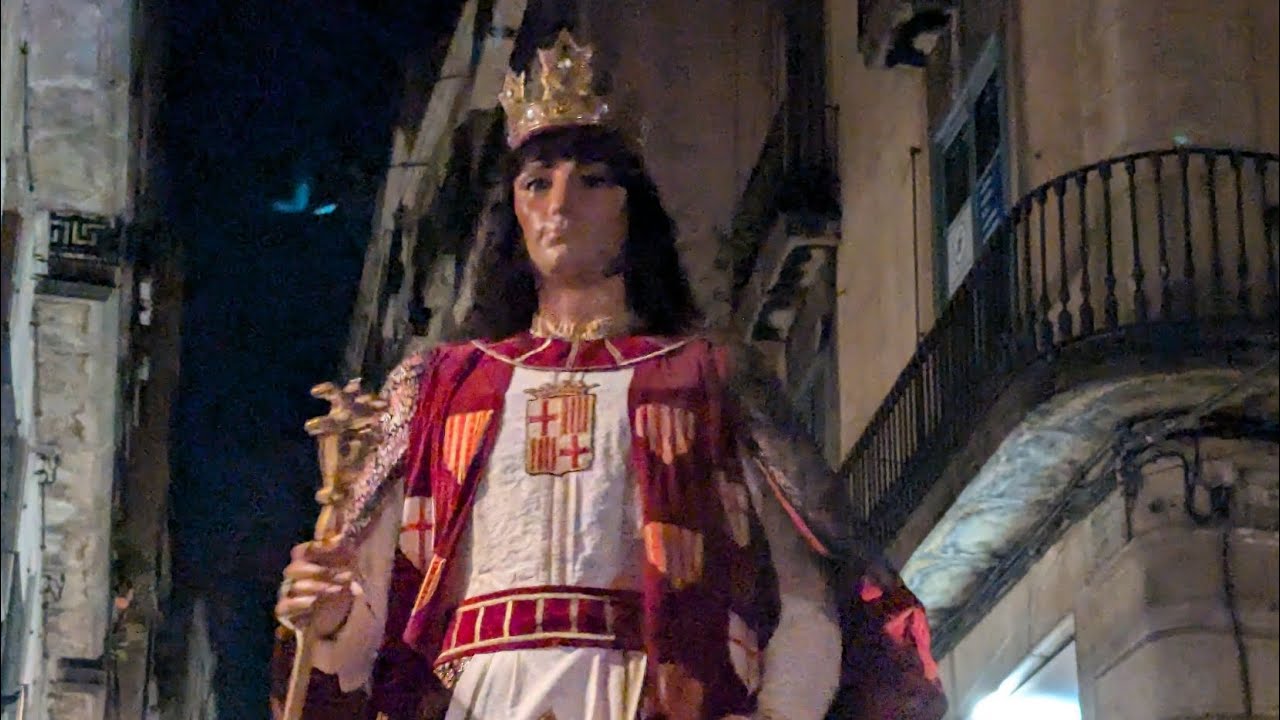 Els gegants de la ciutat ballant 