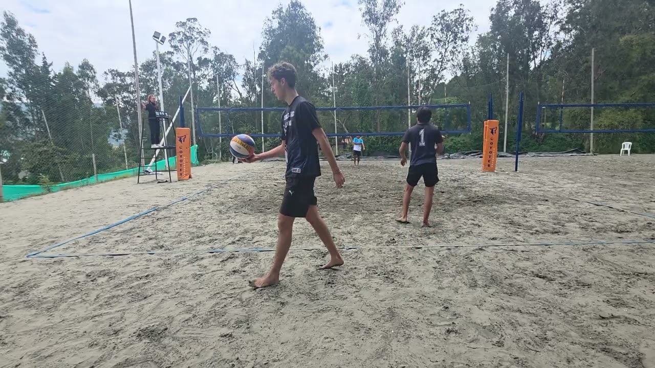 Jesss vs John English semifinal u 18 masculino Intercolegial de playa