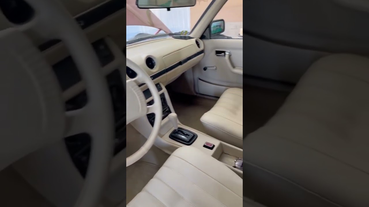 The most cleanest Mercedes Benz w123 coupe interior #mercedes #benz #w123 #coupe #interior