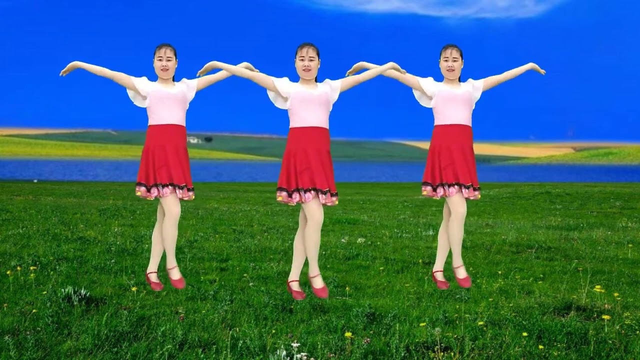 新改编64步广场舞《简单小快乐》好听红火，好看易学
