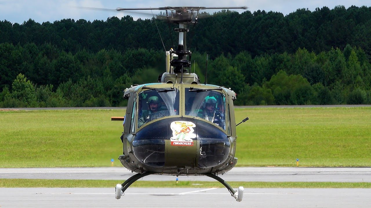 Most Recognized Helicopter in the World 🌎 UH-1 Huey up-close Takeoff and landing