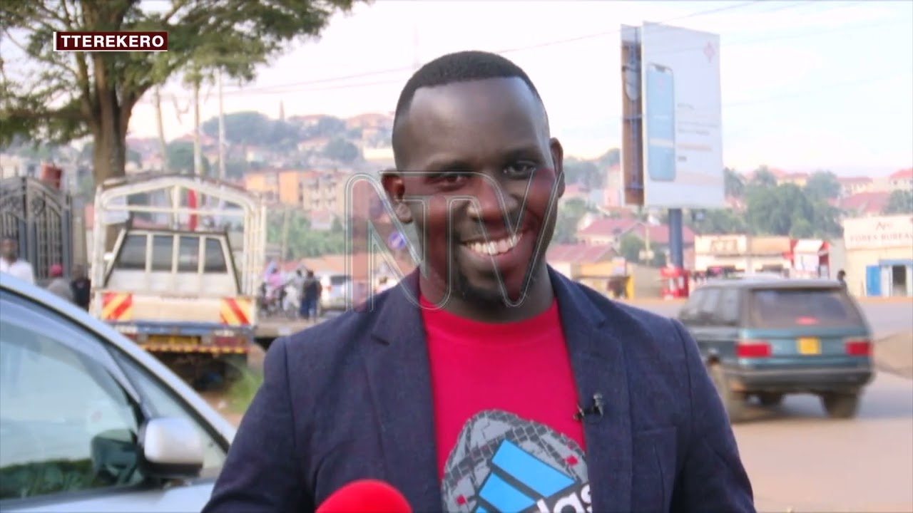 JOEL SSENYONYI AKULIRA OLUDDA OLUVUGANYA: Atubuulidde engeri gyegenda okukwatamu ensonga