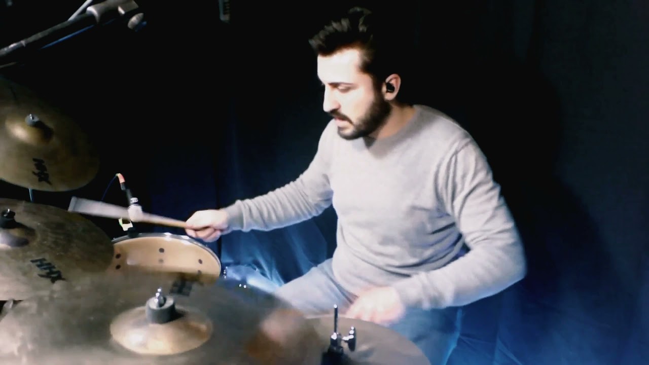 GIGI FINIZIO - Amore Amaro (Adriano De Filippis drum cover)