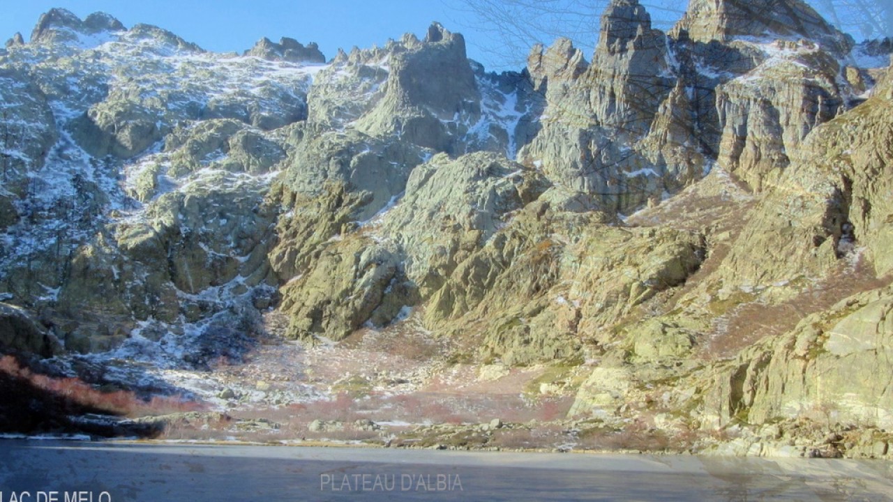 RANDONNER EN CORSE
