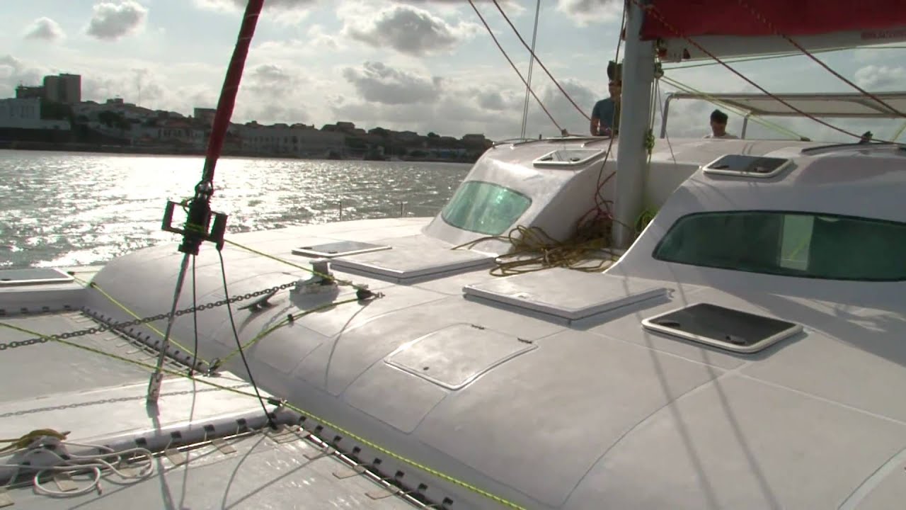 Catamaran BV 43 fabricado por BATE VENTO Sailmaker & Catamarans