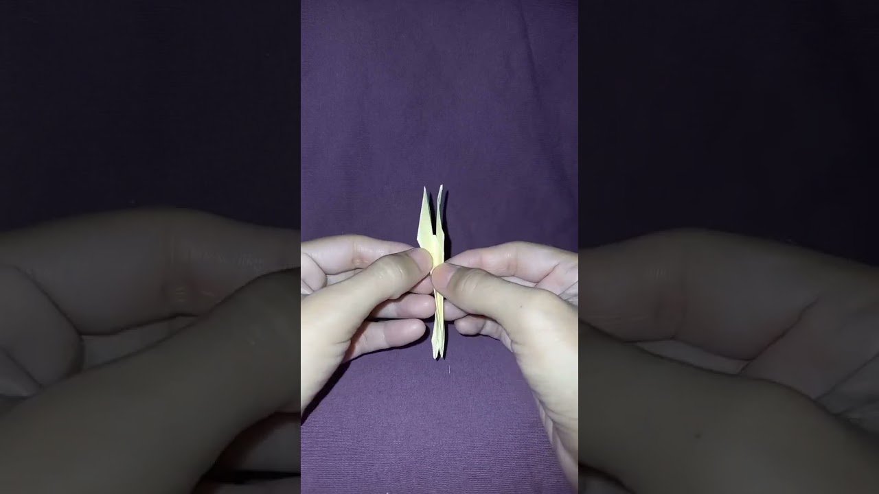 Grulla con patas / Crane with paws #origami #craft #shorts #crane #paws #diy #paper