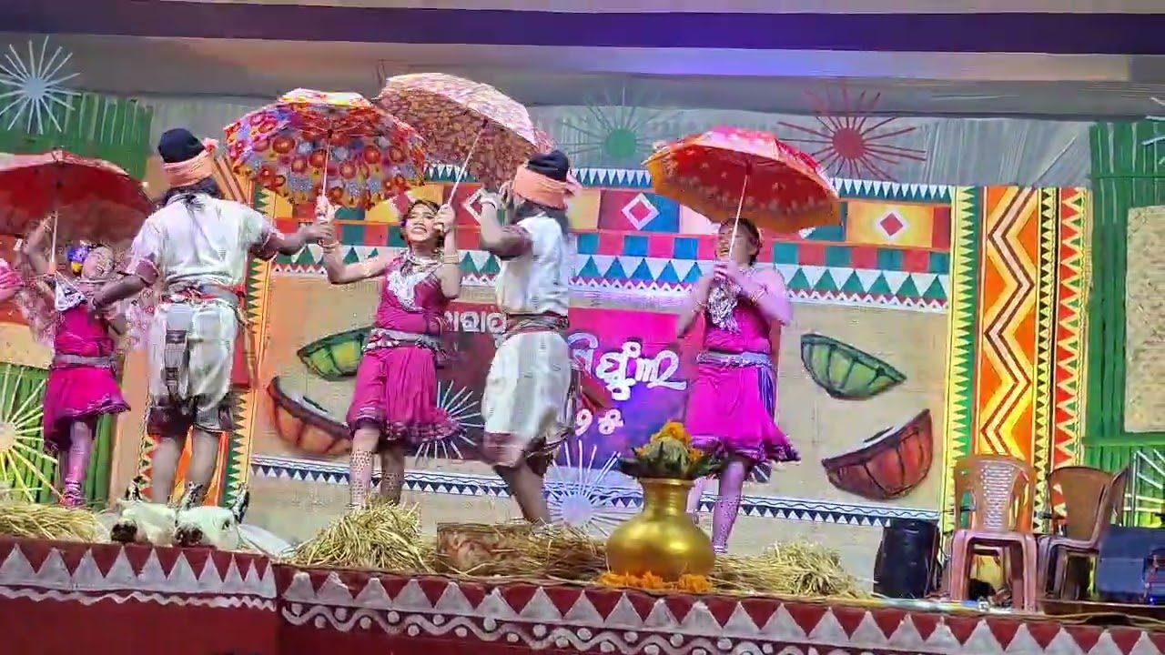 MY SCHOOL STUDENTS DANCE @ DIST SARGIFUL -25 GOT 1ST 