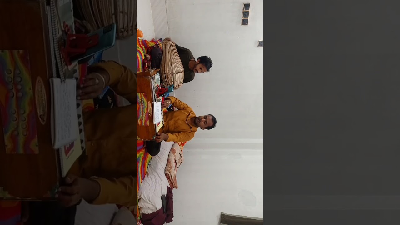 বৃন্দাবনে প্রেমধামে রাধে শ্যামরায়