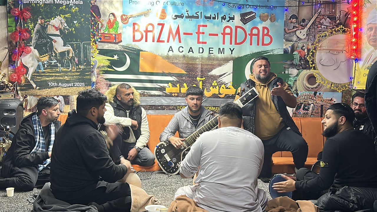 Phari and pothwari Sazeena Gharenawaz Shahzeib/ChMajid/Dholak AliGujjar Baja Masood 