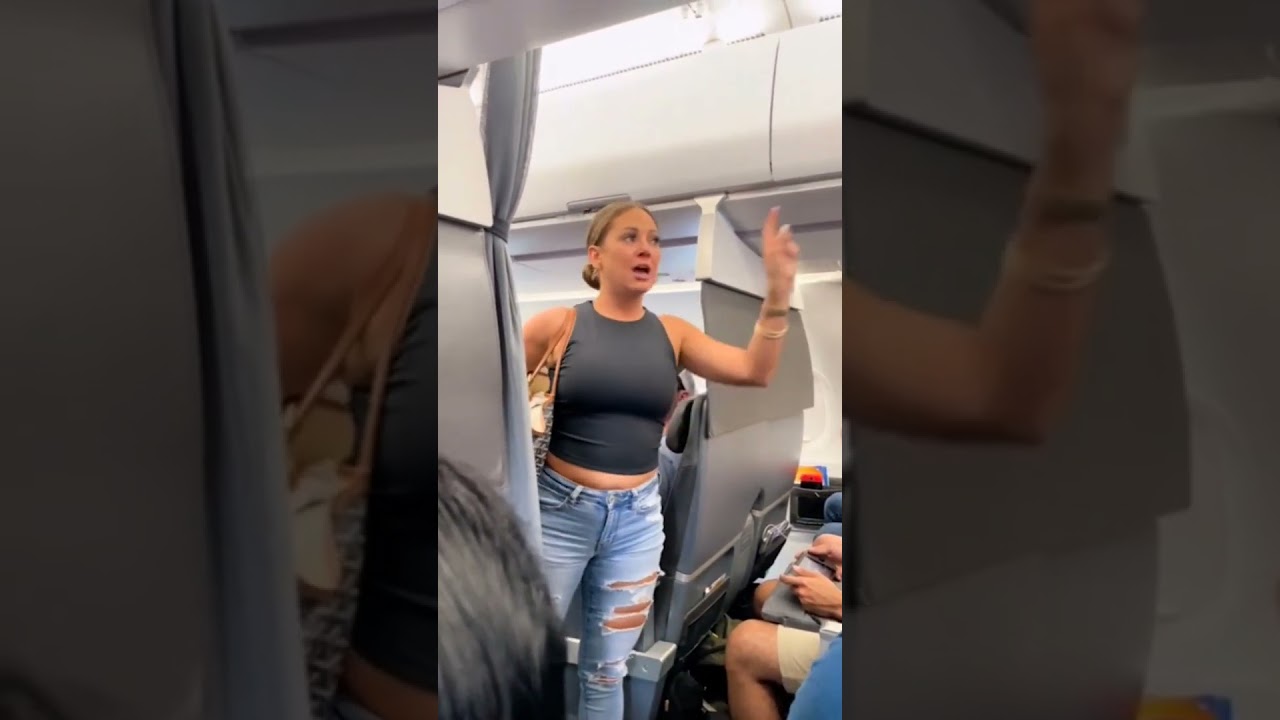 Why did this passenger exit the plane??? #scary #shorts #scarystories