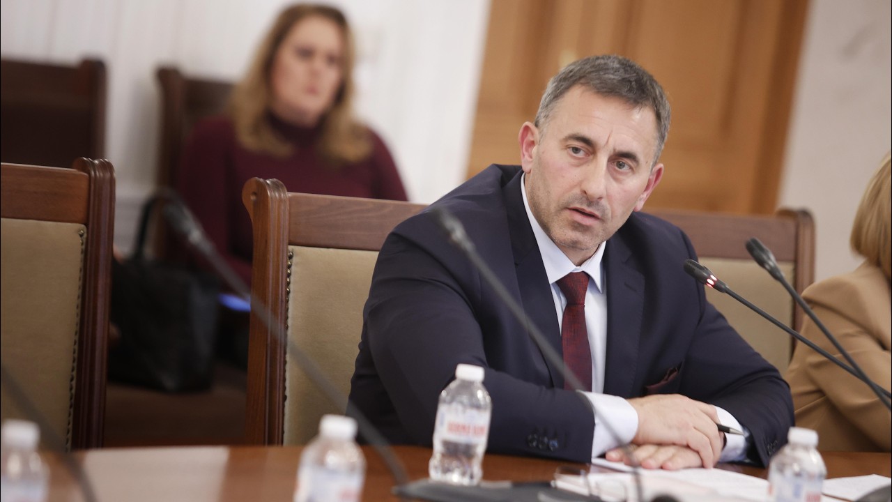 Спецов: Всички нужди на България от нефтени продукти са обезпечени