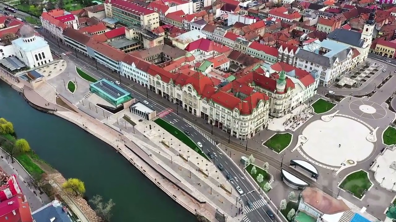 Centrul orasului Oradea, primavara lui 2025, intr-o zi cu nori