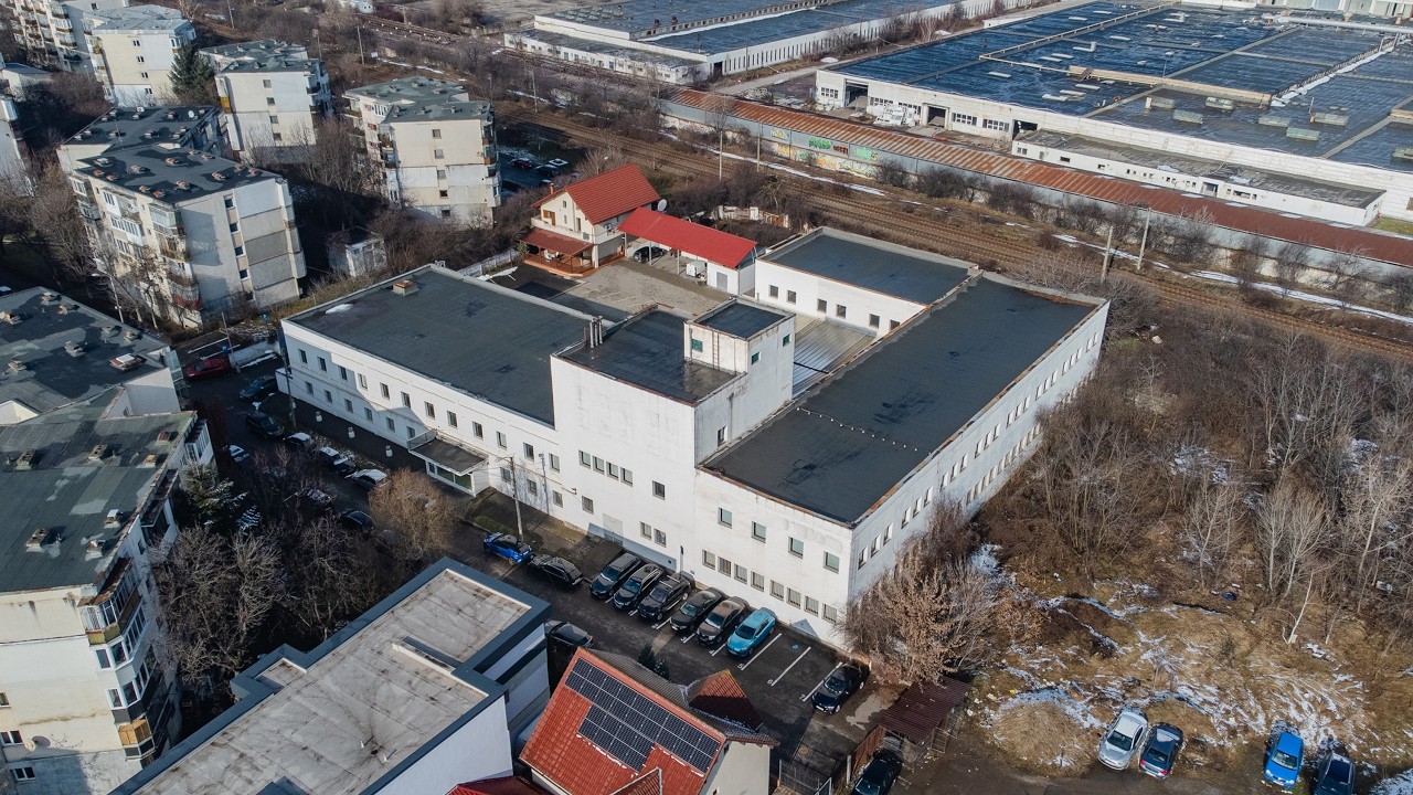 Spatiu industrial/comercial CLUJ-NAPOCA P+1, 3400 mp utili