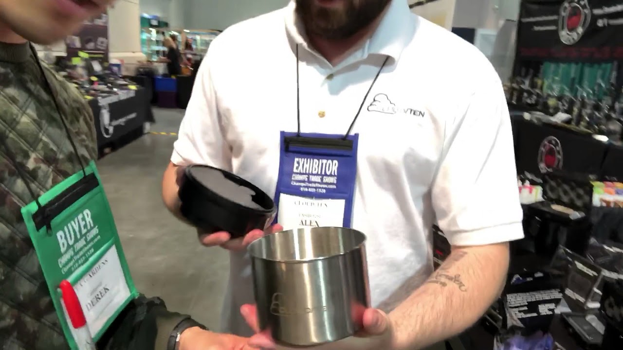 Cloud Ten Vacuum Seal Storage Container Smell Proof