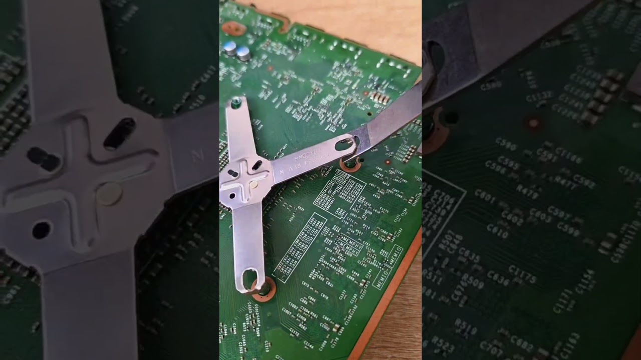 XBOX ONE X OVERHEATING ISSUE.. LET'S FIX IT  #shorts