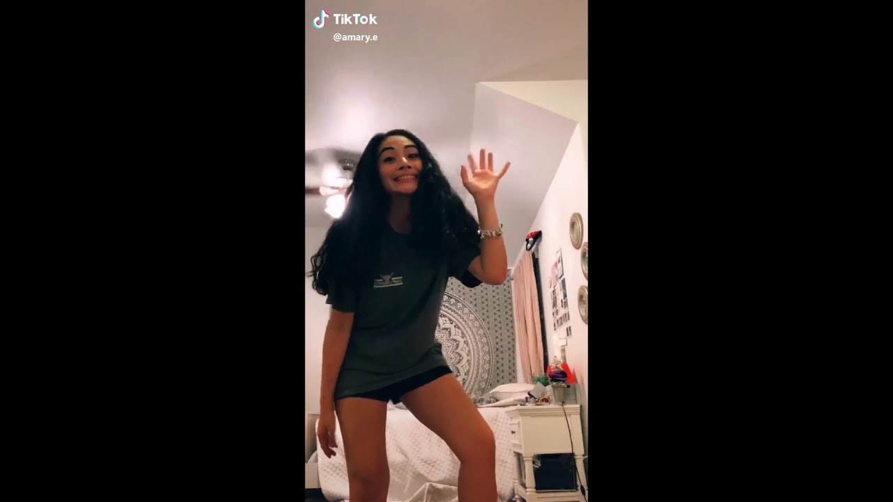 Tik Tik Outfits Afraid to Wear in Public || La La Land