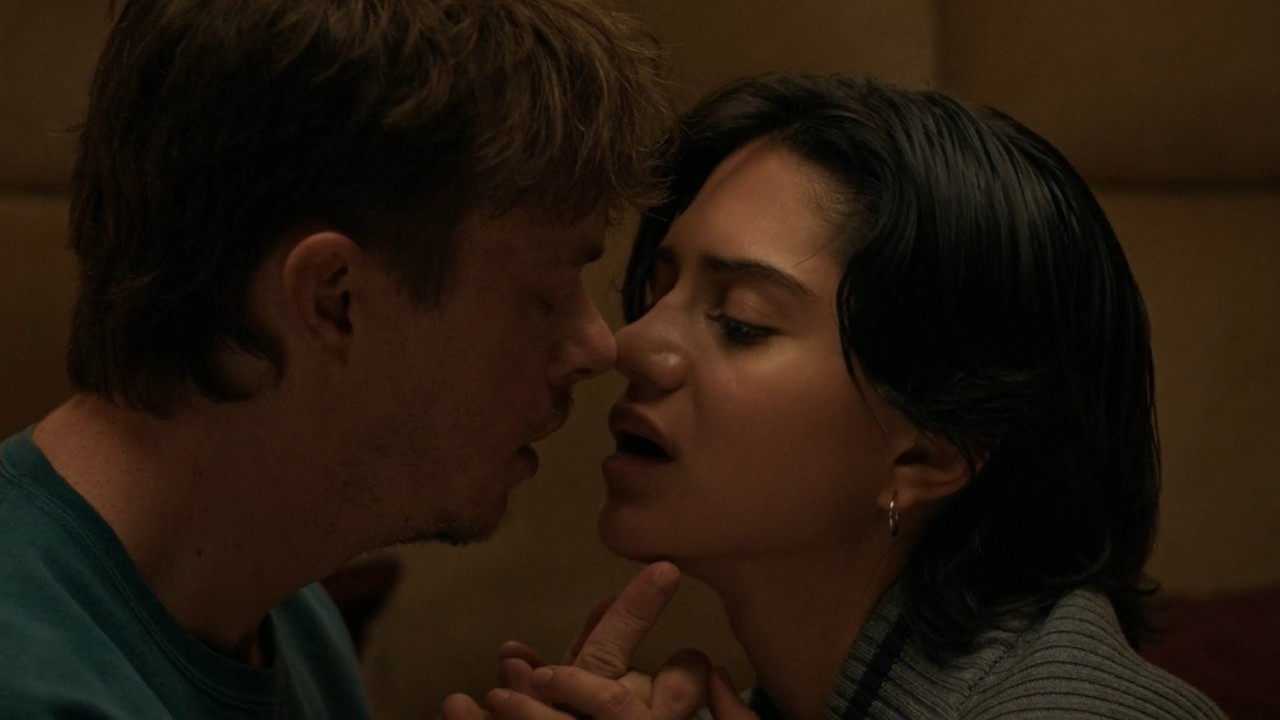 Sexy Sarah Seduces Cole ... But He&rsquo;s Just a Pawn! | Sasha Calle | Wardriver | LF1459