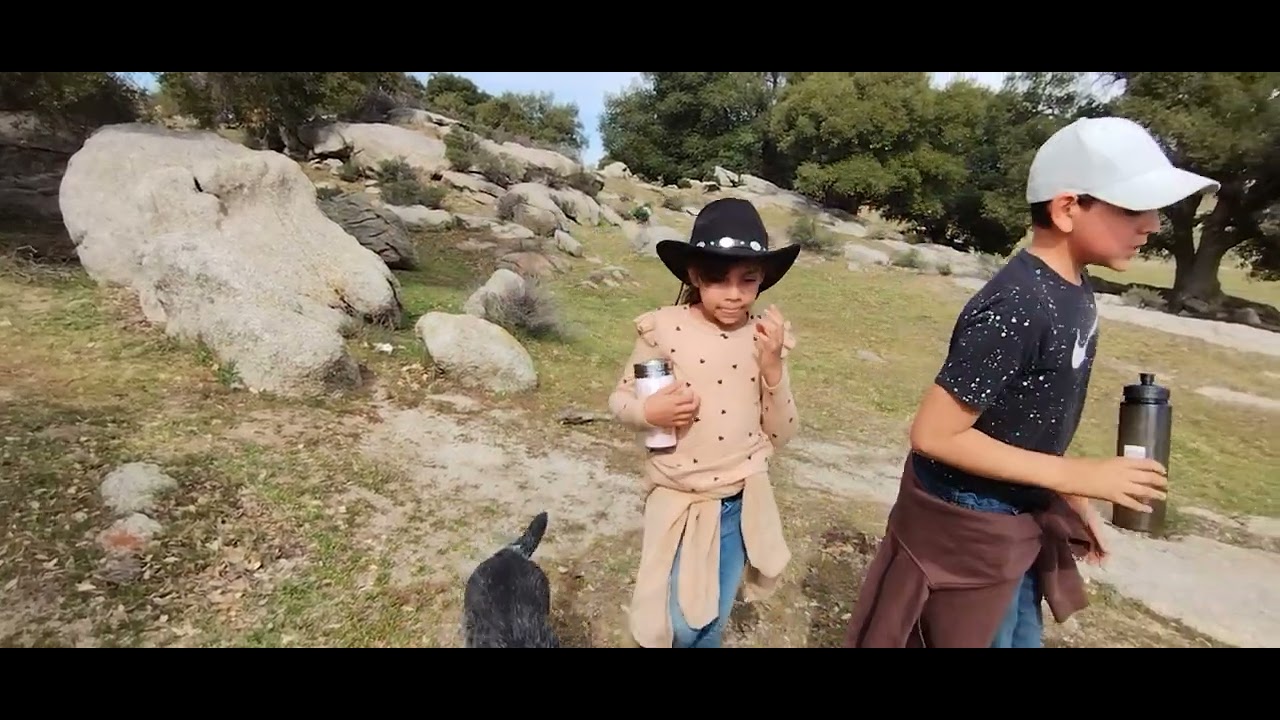 Caminando al lago en el Rancho feb/26