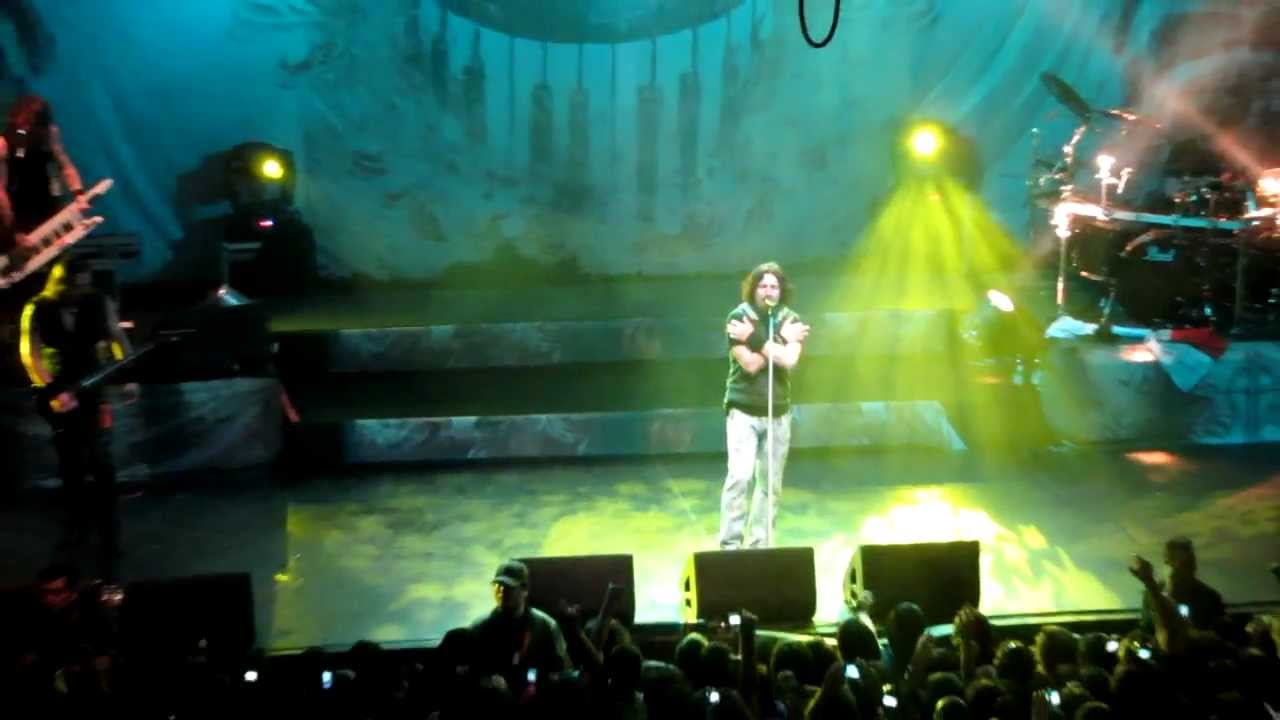 Sonata Arctica - Broken - Live in Chile 2013