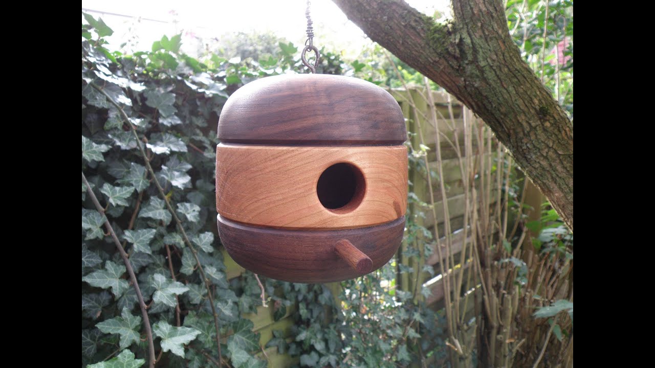 Woodturning - ''retro'' style birdhouse