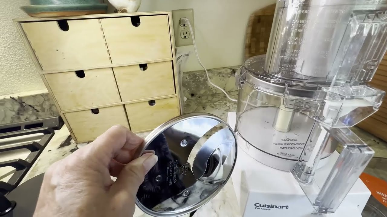 Best Processor in its Class: Cuisinart Pro Classic  #foodprocessor  #cookinghacks #kitchenappliances