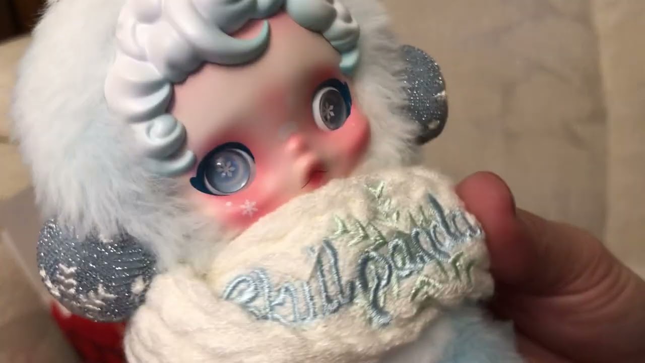 Blind Box Opening!! #popmart #skullpanda #wintersymphony #plushdoll #toycollector ❄️