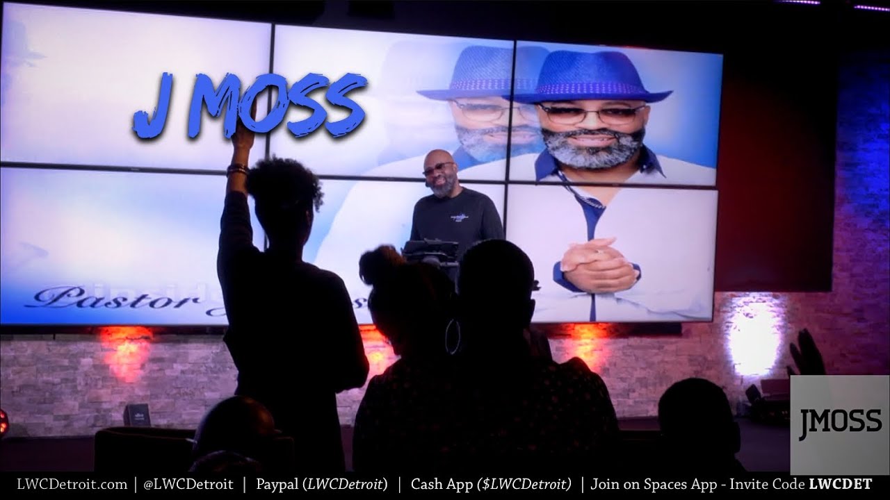 J Moss Sings Where He Pastors