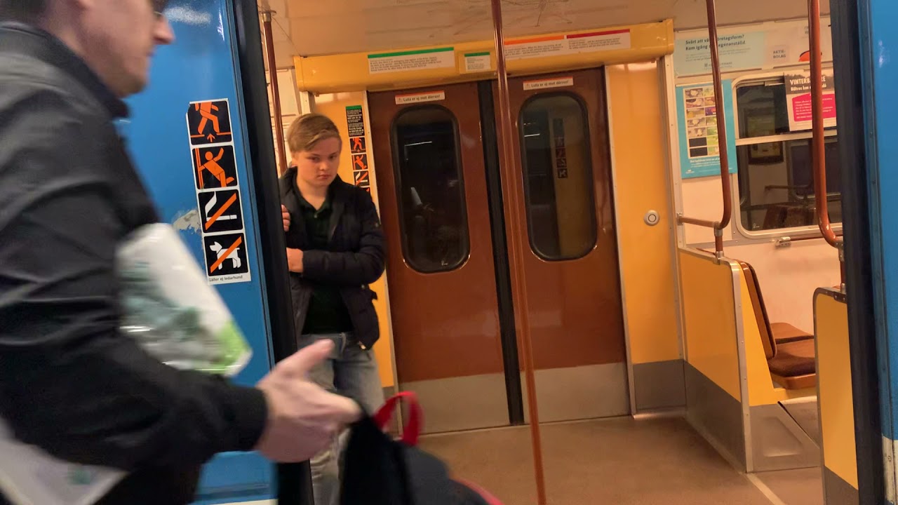 Måndag den 29 mars 2021 16:43 - 17:02 mot: Kungsträdgården. Sundbybergs centrum - T-Centralen.