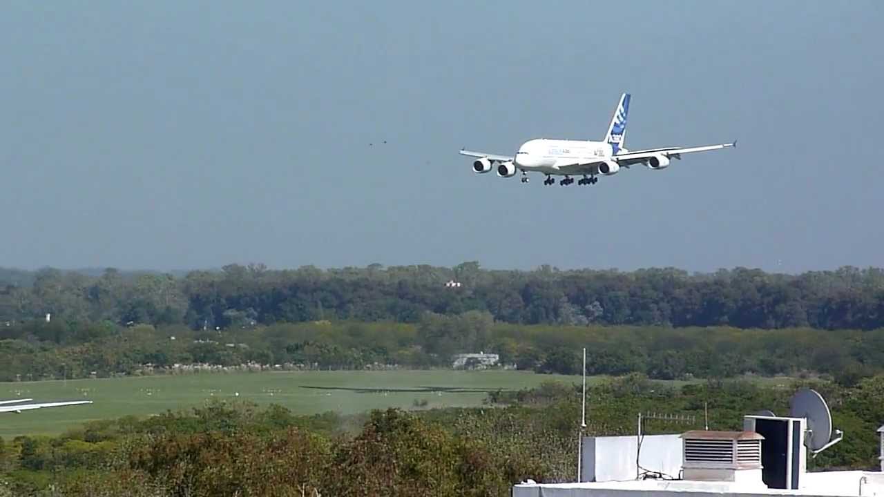 Airbus A380 landing in Ezeiza, Argentina