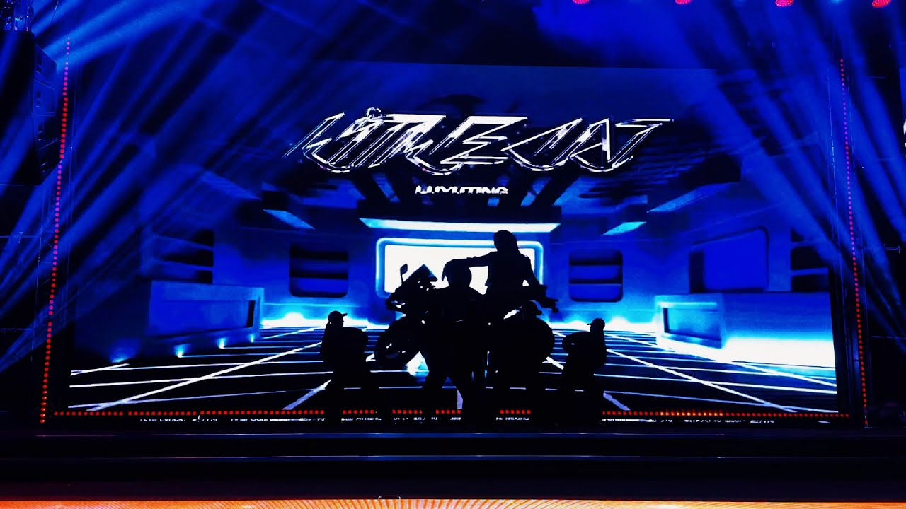 Live version performance of 'little cat'🖤🐈‍⬛