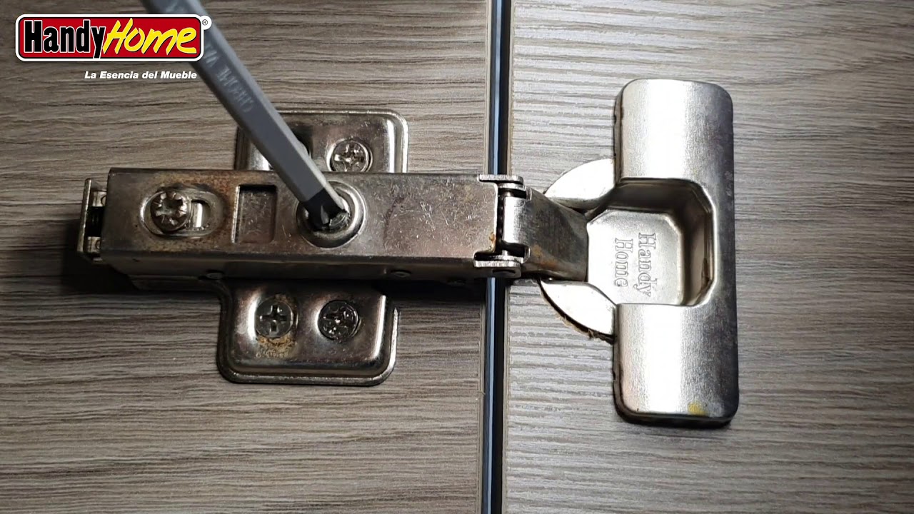 Ajuste de bisagras bidimensionales para nivelar puertas