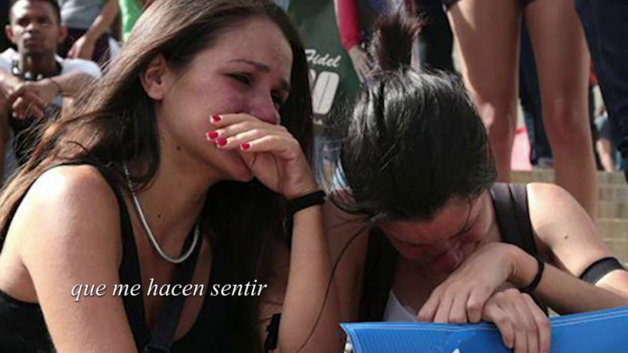 Cien horas no bastan: Canción dedicada a Fidel.