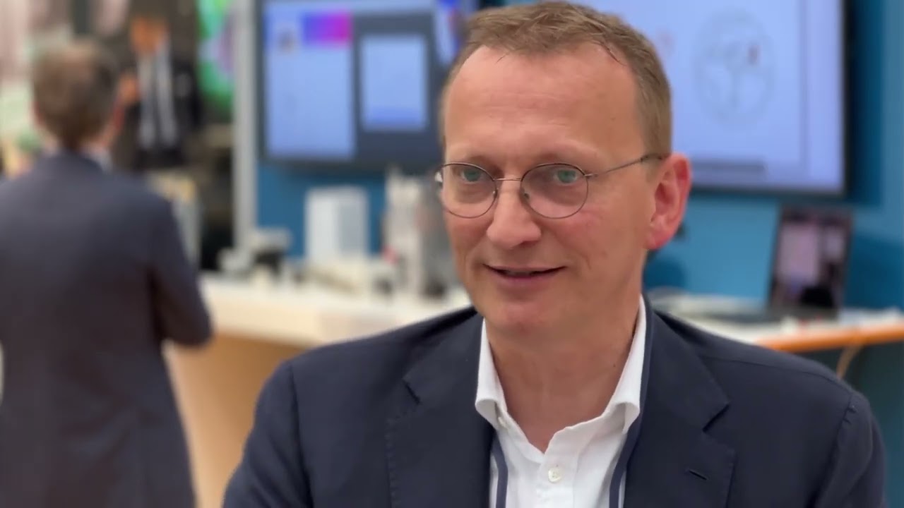 Hannover Messe 2023: Andreas Evertz, CEO Flender Gruppe - Die Zukunft der Antriebstechnik